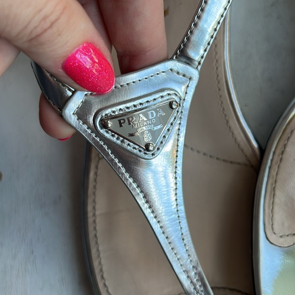 Prada thong low wedge sandals - Picture 5 of 10